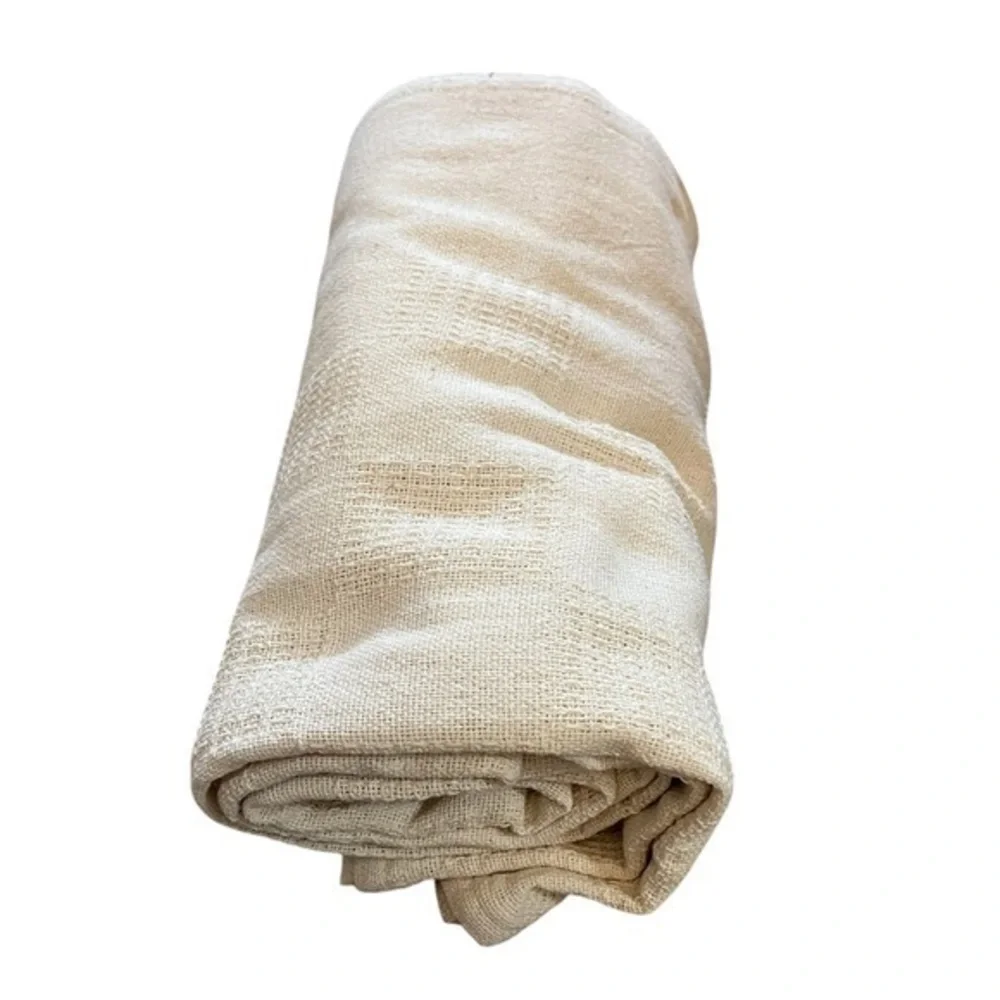 NWOT Unbleached 100% natural cotton thermal flat weave blanket, 66”x90” twin